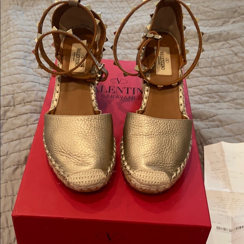 Valentino gold stud espadrille like new